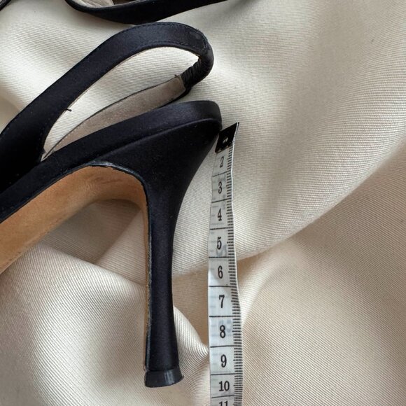 Manolo Blahnik "Carolyne" 90mm Satin Slingbacks in Black, size 38 - Picture 10 of 12